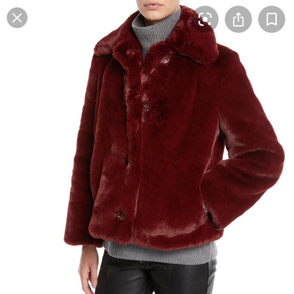 BURBERRY •HOST PICK•// SOLD - Picture 2 of 9